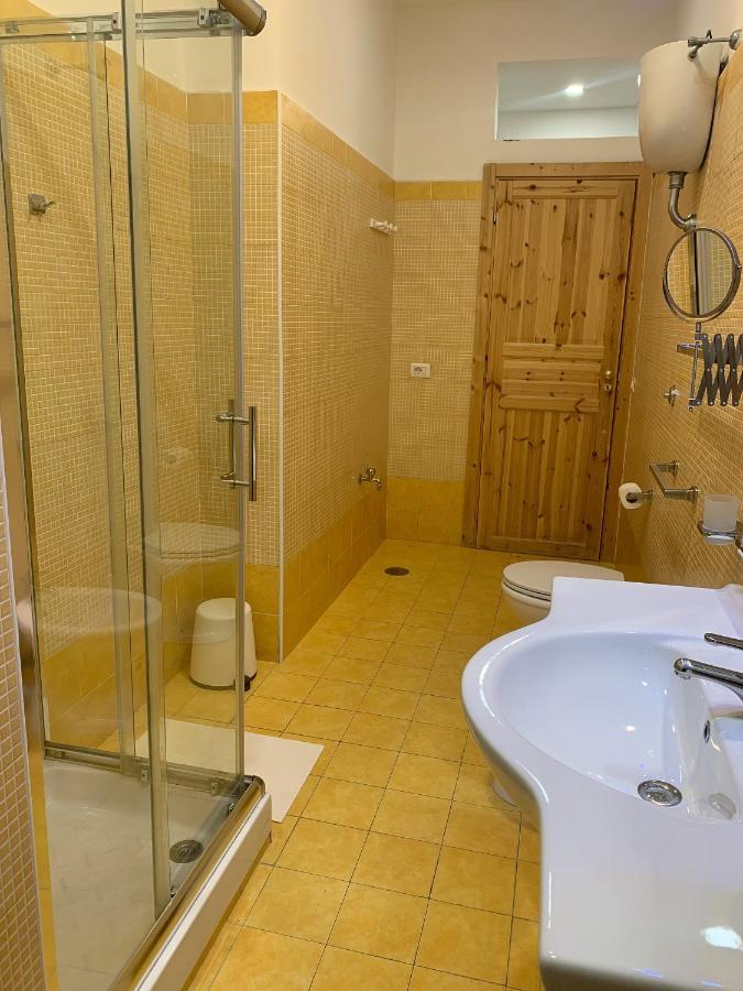 Galasso Apartments Неаполь Экстерьер фото