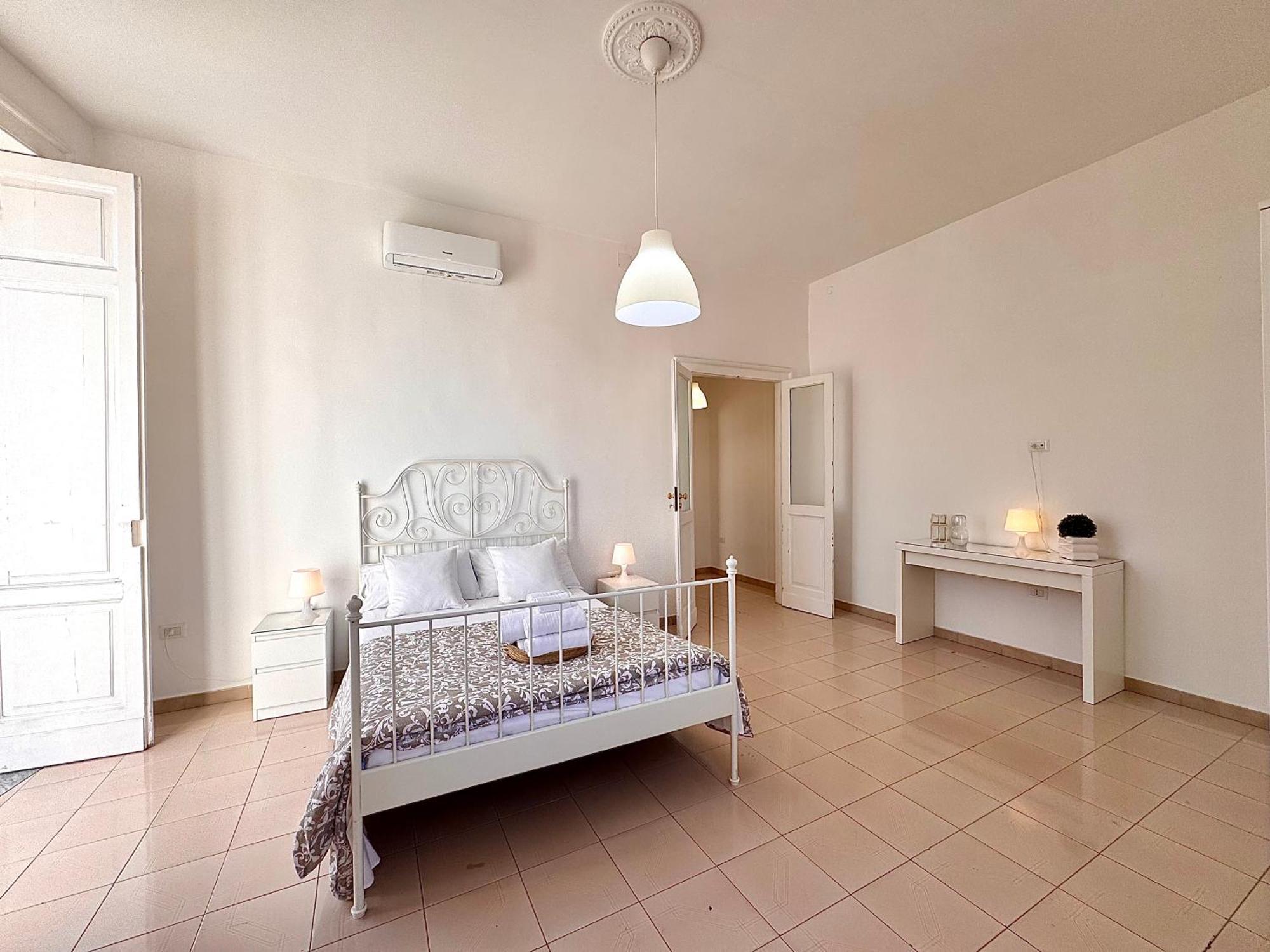 Galasso Apartments Неаполь Экстерьер фото